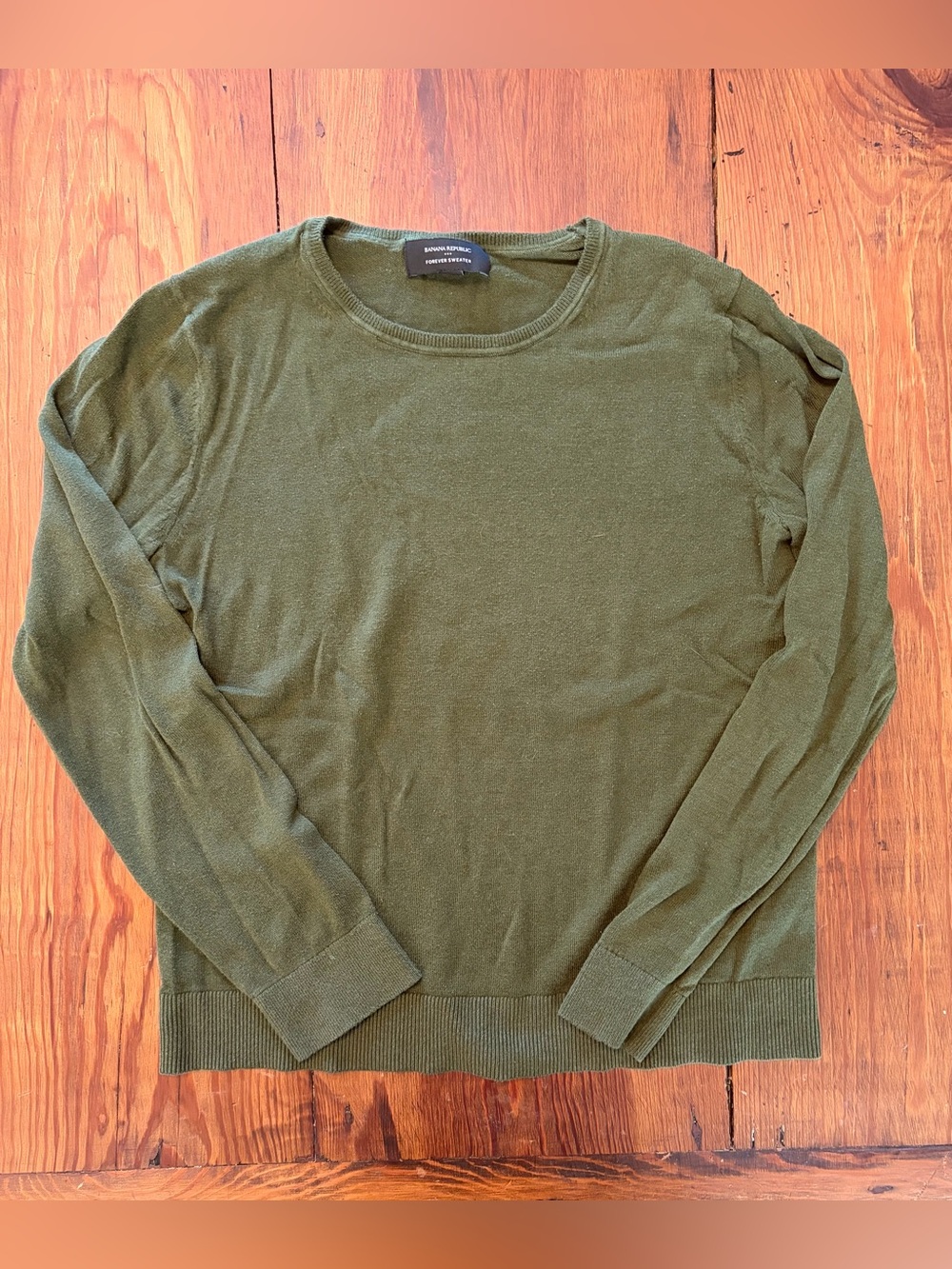Banana Republic forever sweater size small